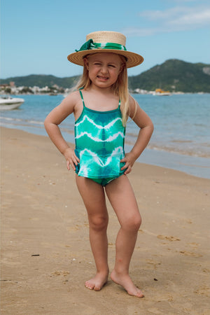 Maio infantil de praia feminino para criancas na cor Tie Dye Verde da Lili Sampedro Moda Praia Infantil