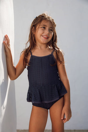 Maio Infantil para meninas de praia renda azul marinho da Lili Sampedro