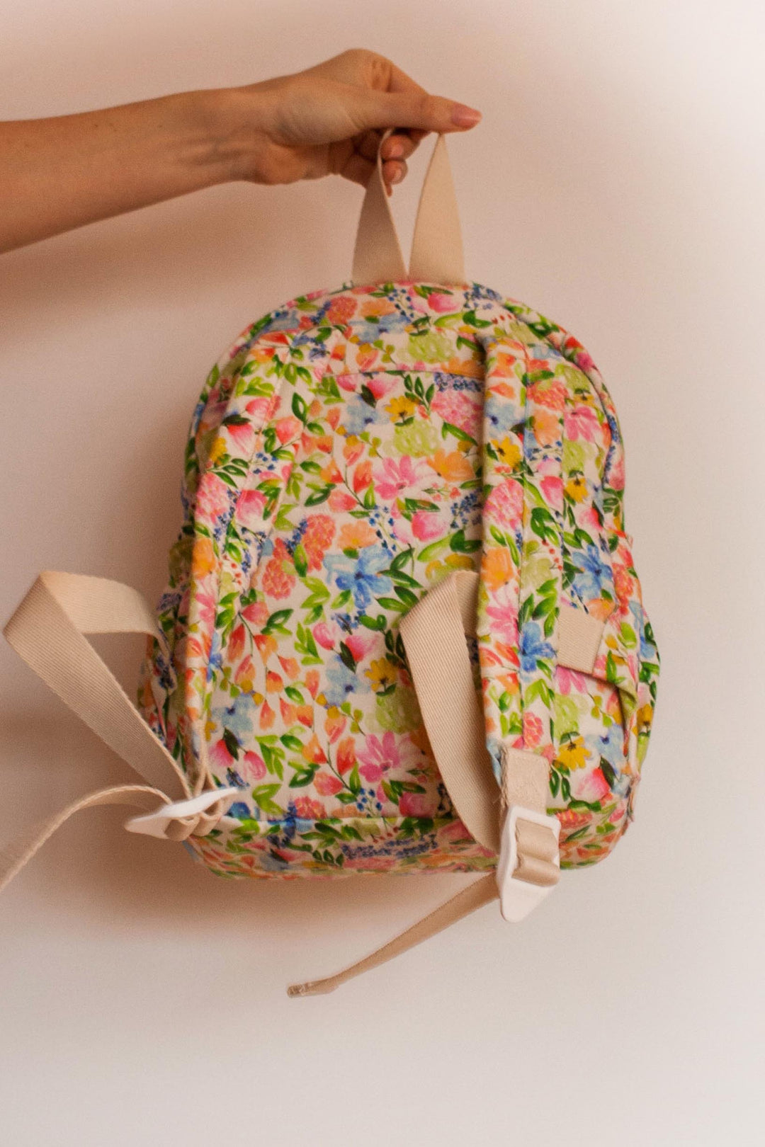 Mochila infantil de escola em estampa Primavera, exclusiva da Lili Sampedro