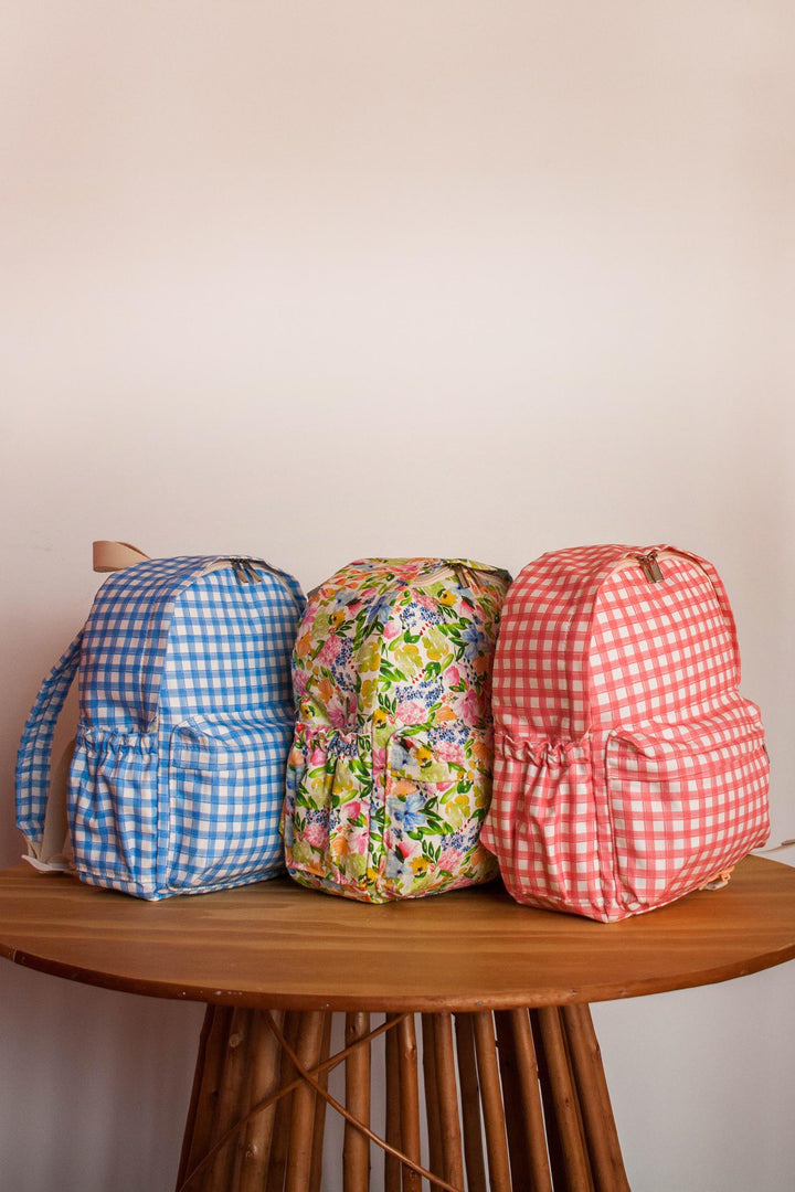 Mochilas infantis, para escola, praia, piscina e passeios em estampa exclusivas da Lili Sampedro