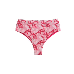 Calcinha Mia, modelo cintura alta, Hot Pants, com corte Asa Delta, na Estampa Cacao Rosa da Lili Sampedro Moda Praia Brasileira