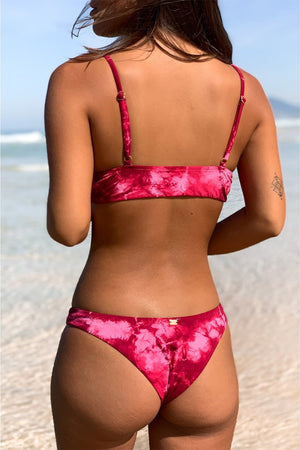 Top Marie com Nó Fixo no Tie Dye Marsala da Lili Sampedro Moda Praia