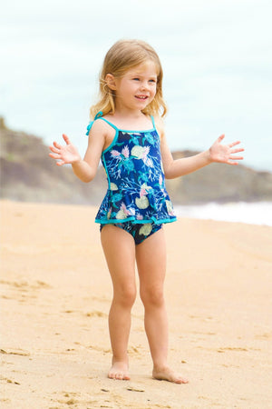 Maio Infantil de Praia Feminino Com Babadinho na Saia na Estampa Tartaruga Azul Marinho da Lili Sampedro Moda Praia Infantil