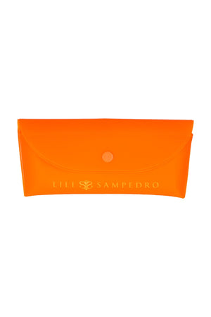 Porta Óculos Laranja Neon de Silicone com Logo Lili Sampedro para Praia ou Piscina