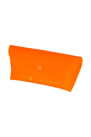 Porta Óculos Laranja Neon de Silicone com Logo Lili Sampedro para Praia ou Piscina