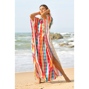 Saída de Praia Kaftan na Estampa Xadrez da Collab Charada Conceito com a Lili Sampedro